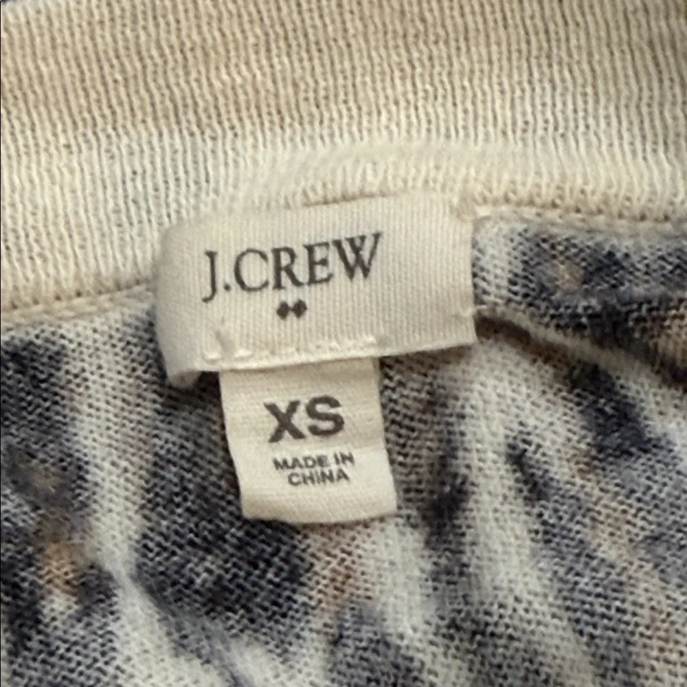 J. Crew Animal Print Crew Neck Sweater 💯% cotton sz XS